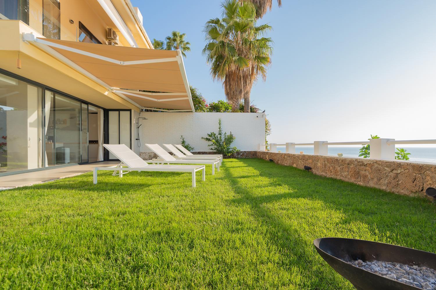 Private 250Sqm Garden Duplex, Jacuzzi, Cinema, Sea View Escape Torremolinos Exterior foto