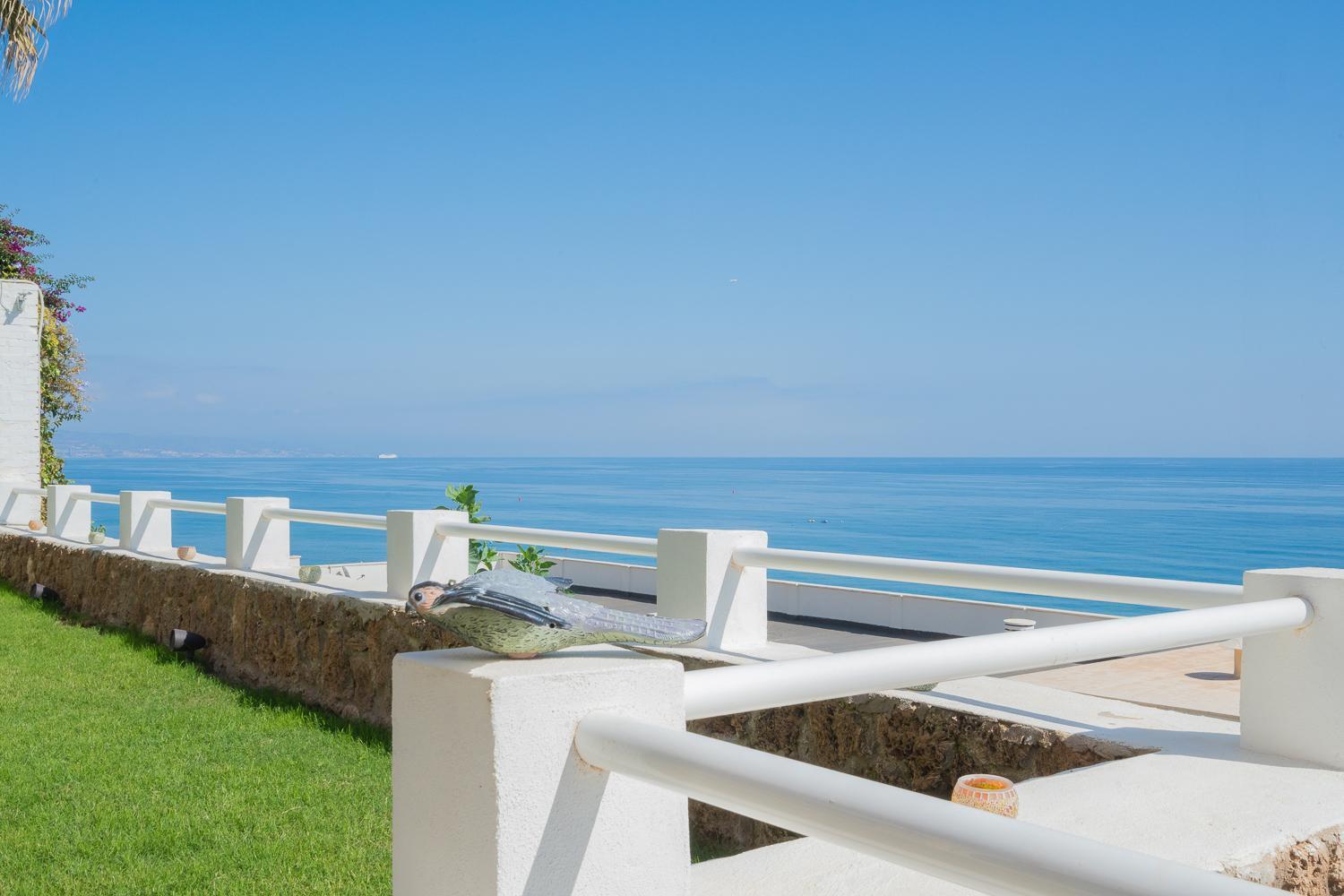 Private 250Sqm Garden Duplex, Jacuzzi, Cinema, Sea View Escape Torremolinos Exterior foto