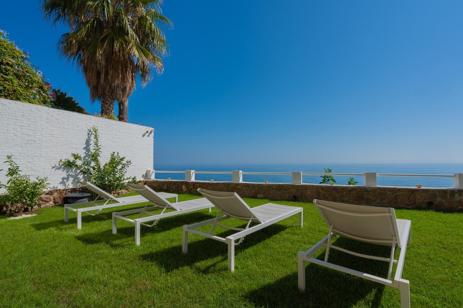 Private 250Sqm Garden Duplex, Jacuzzi, Cinema, Sea View Escape Torremolinos Exterior foto