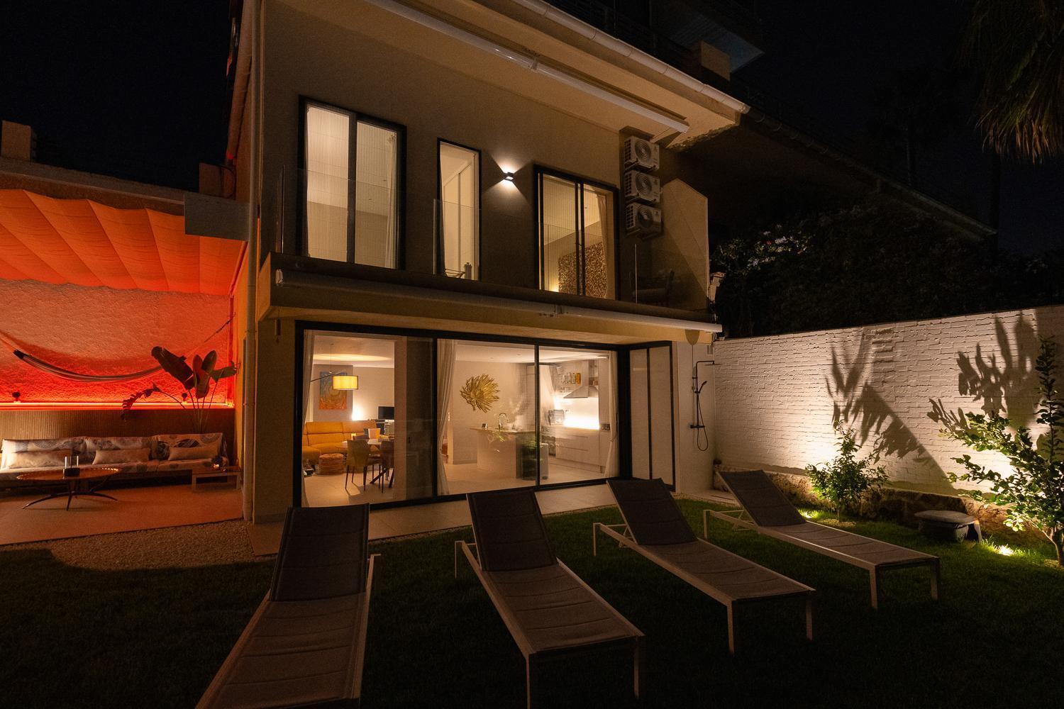 Private 250Sqm Garden Duplex, Jacuzzi, Cinema, Sea View Escape Torremolinos Exterior foto