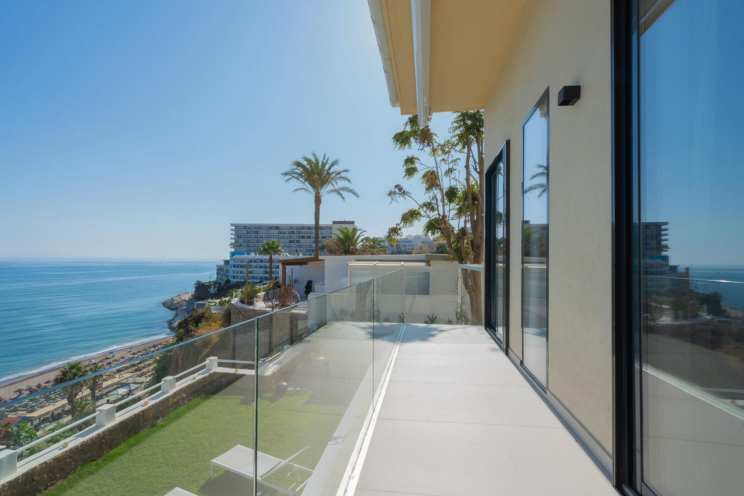 Private 250Sqm Garden Duplex, Jacuzzi, Cinema, Sea View Escape Torremolinos Exterior foto